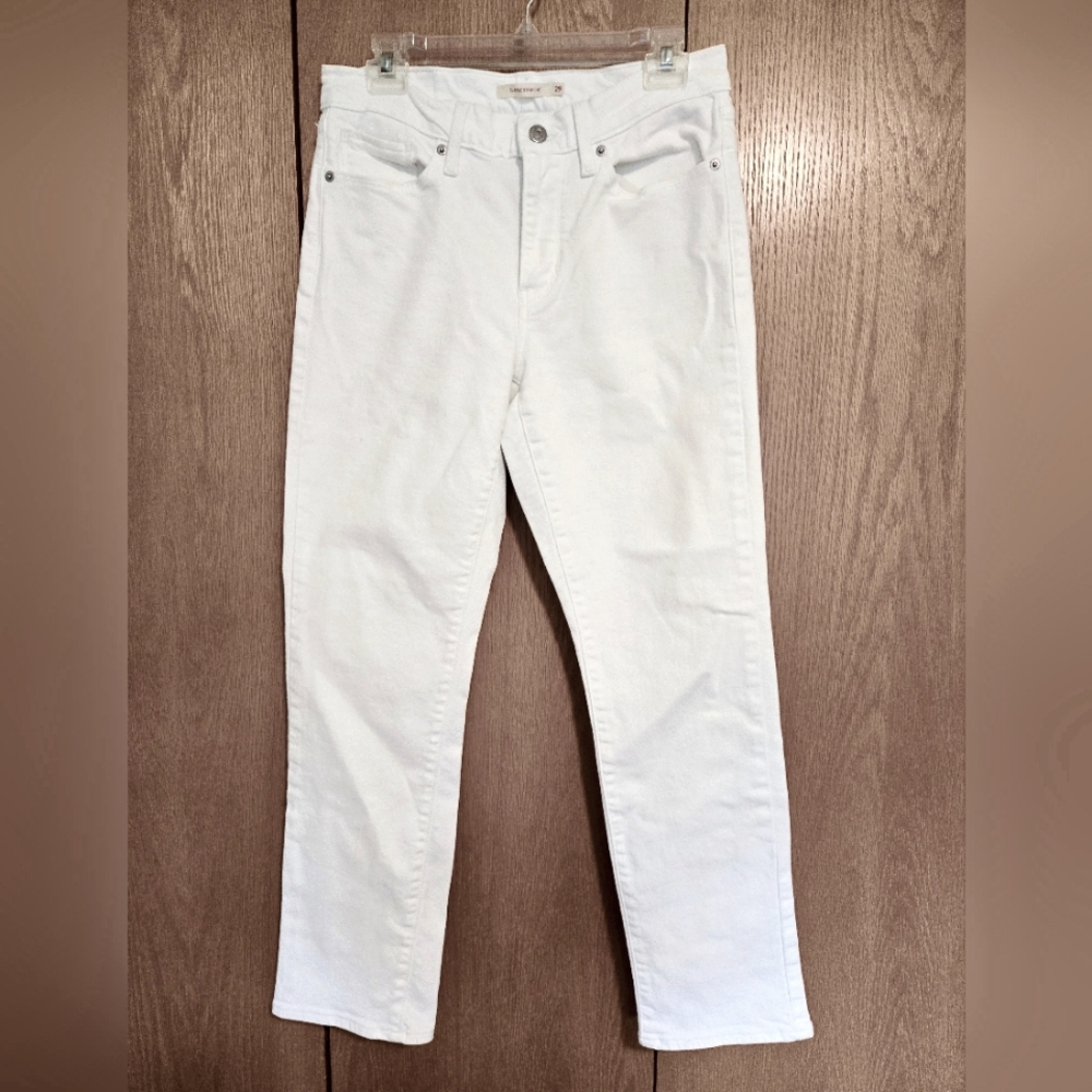 Levi's Classic Straight White Jeans